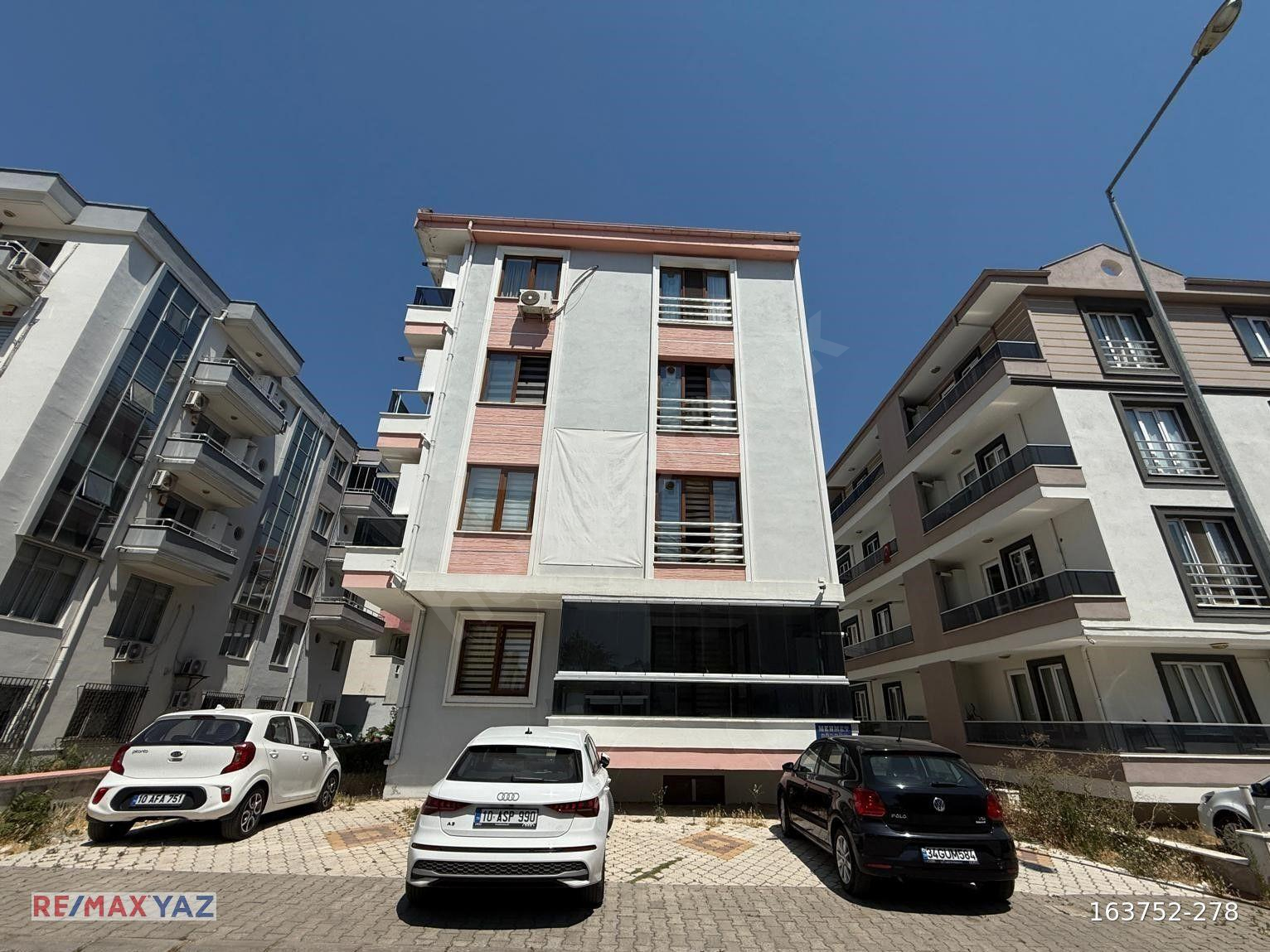 REMAX YAZ'DAN ADLIYE KARŞISI EŞYALI KIRALIK 1+1