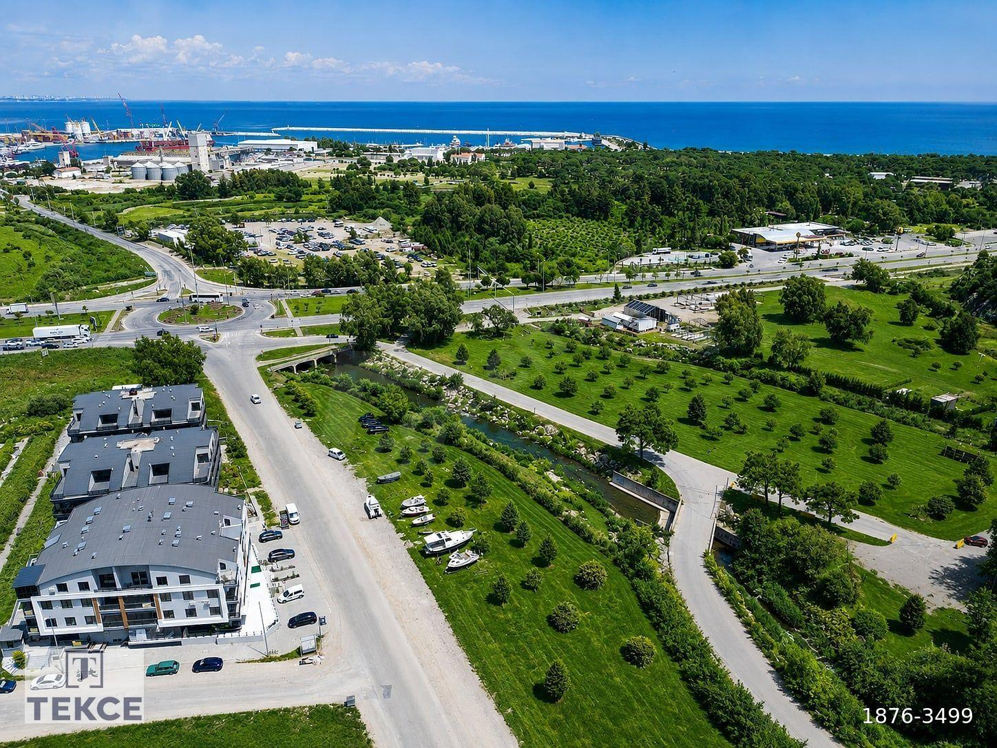 Konyaaltı'nda Dağ Manzaralı ve Eşyalı Satılık 2+1 Daire | TEKCE