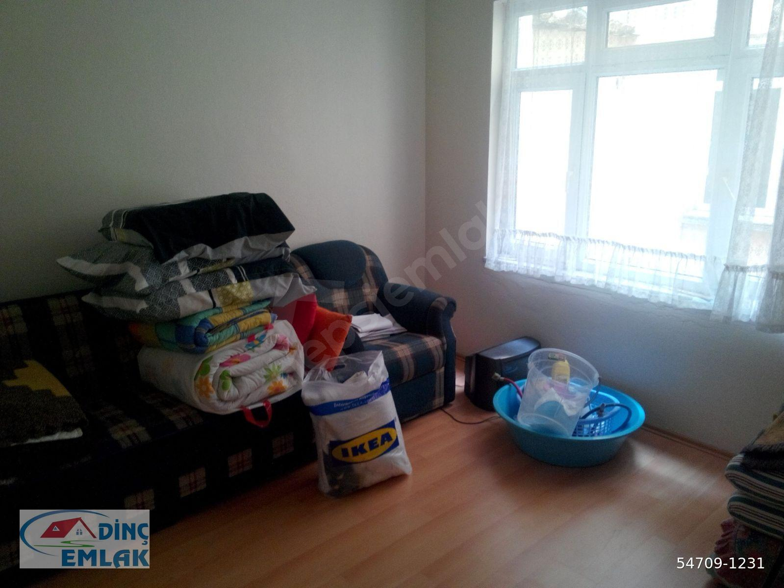 ÇORLU MERKEZDE OMURTAK CADDESİ ÜZERİNDEKİRALIK 3+1