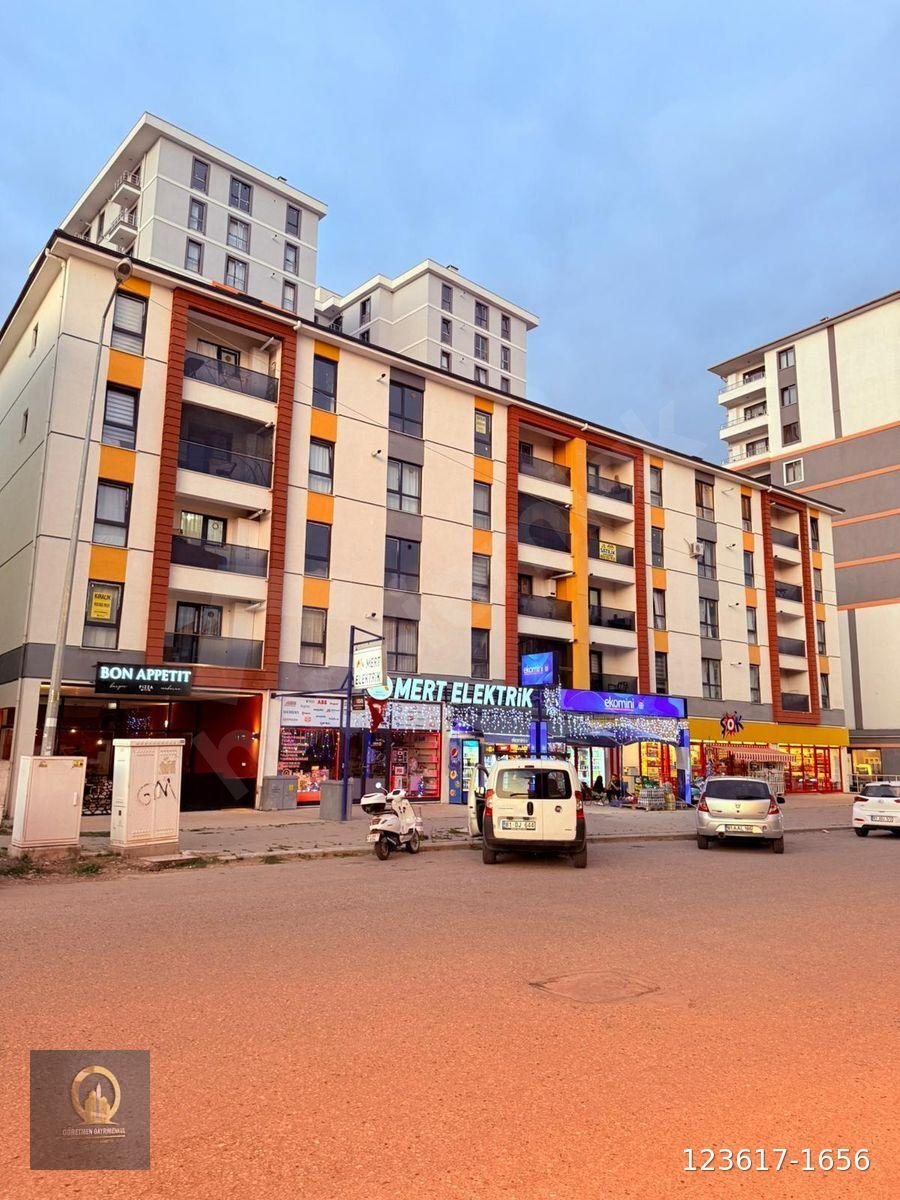 ÖĞRETMEN'DEN ZİRVE'DE FIRSAT EŞYALI SATILIK 1+1 DAİRE