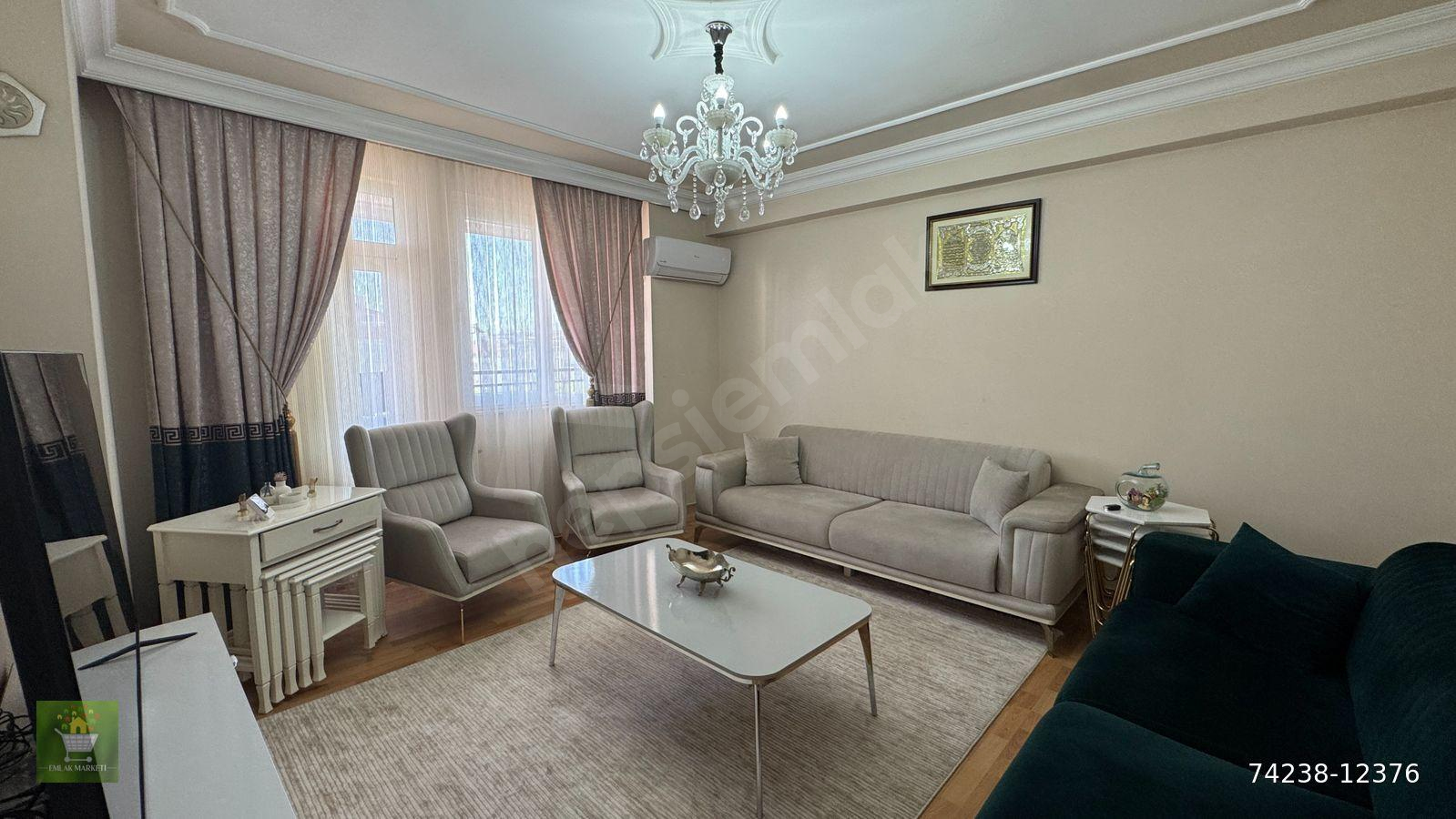 DUTLUBAHÇEDE PARK CEPHELİ HER ŞEYİ AYRI MASRAFSIZ FIRSAT 2+1