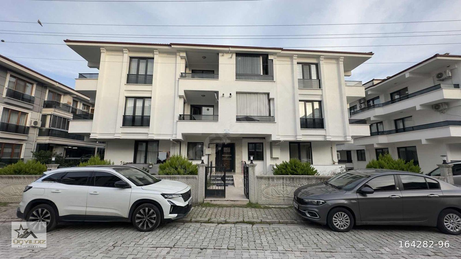 ADNAN MENDERESTE KİRALIK MASRAFSIZ 3+1 DAİRE