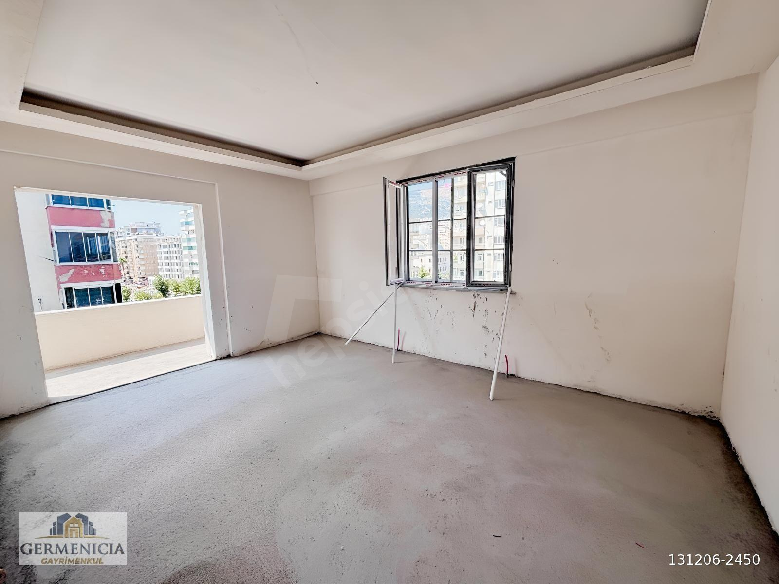 GERMENICIA GM'DEN NFK BULVARINDA Y.DÖNÜŞÜM 3+1 SATILIK DAİRE