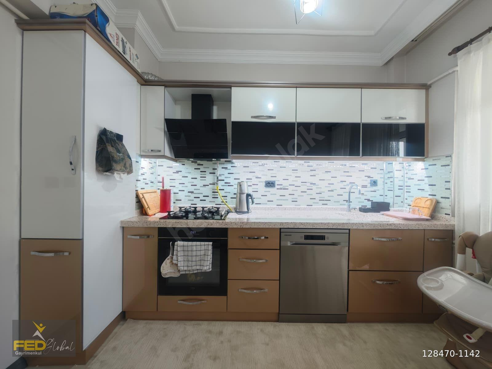 KOCASİNAN BAĞDAT CADDESİNDE 3+1 FULL YAPILI SATILIK ARAKAT DAİRE