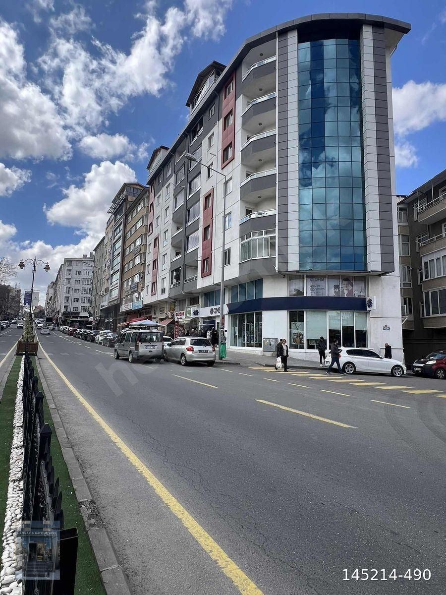 1 EMLAK'da FIRSAT...! CADDE ÜZERİ ÇARŞI MERKEZ SATILIK 3+1 DAİRE