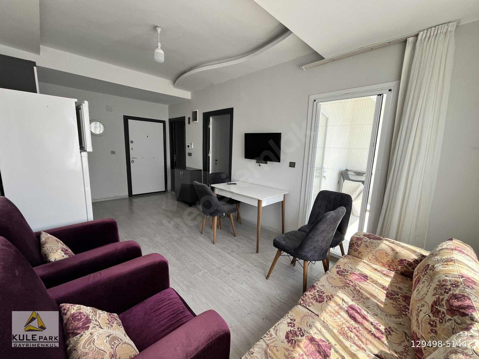 ÇINARLI CADDE ÜZERİ TERAS BALKONLU ÇİFT CEPHELİ FULL EŞYALI 1+1