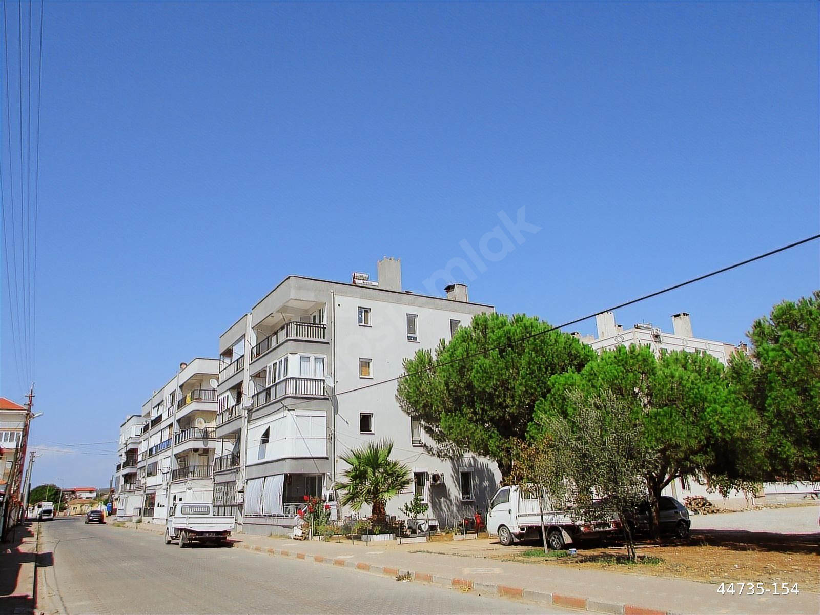 AYVALIK ALTINOVA DA KİRALIK DAİRE