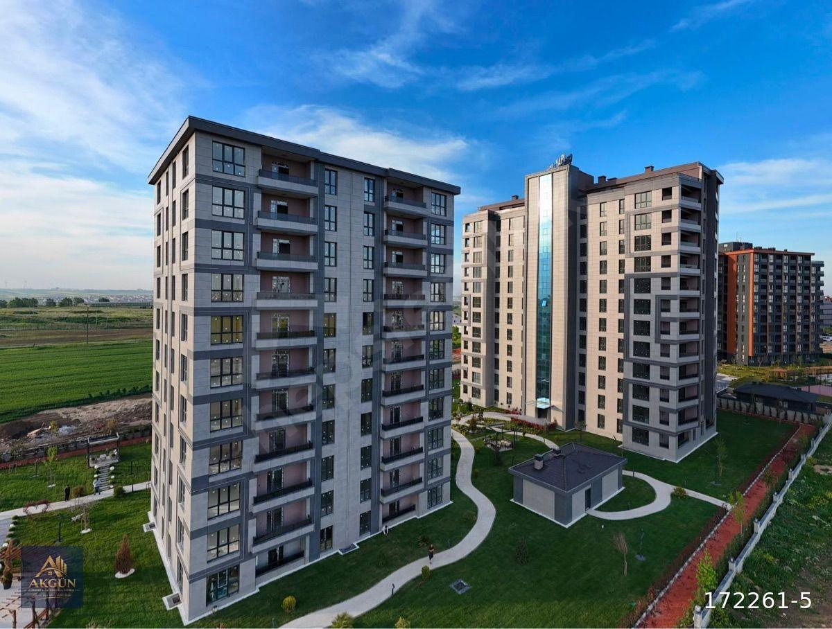 HATİP MAHALLESİ'NDE LÜX SİTE İÇERİSİNDE 2+1 SATILIK DAİRE!!