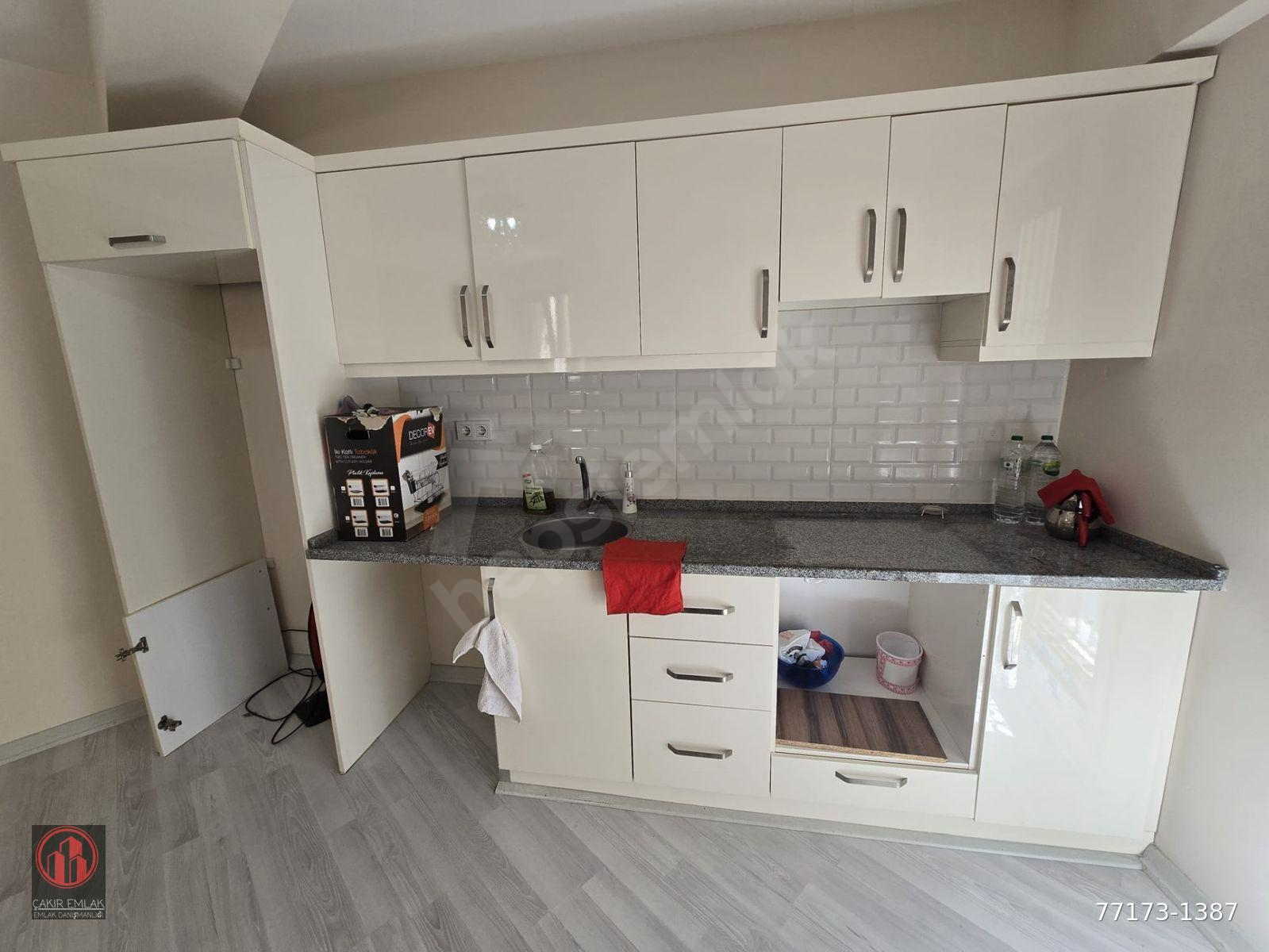 BALÇOVA EĞİTİM MAH. YENİ BİNADA D.GAZLI KIRALIK 1+1 DAİRE