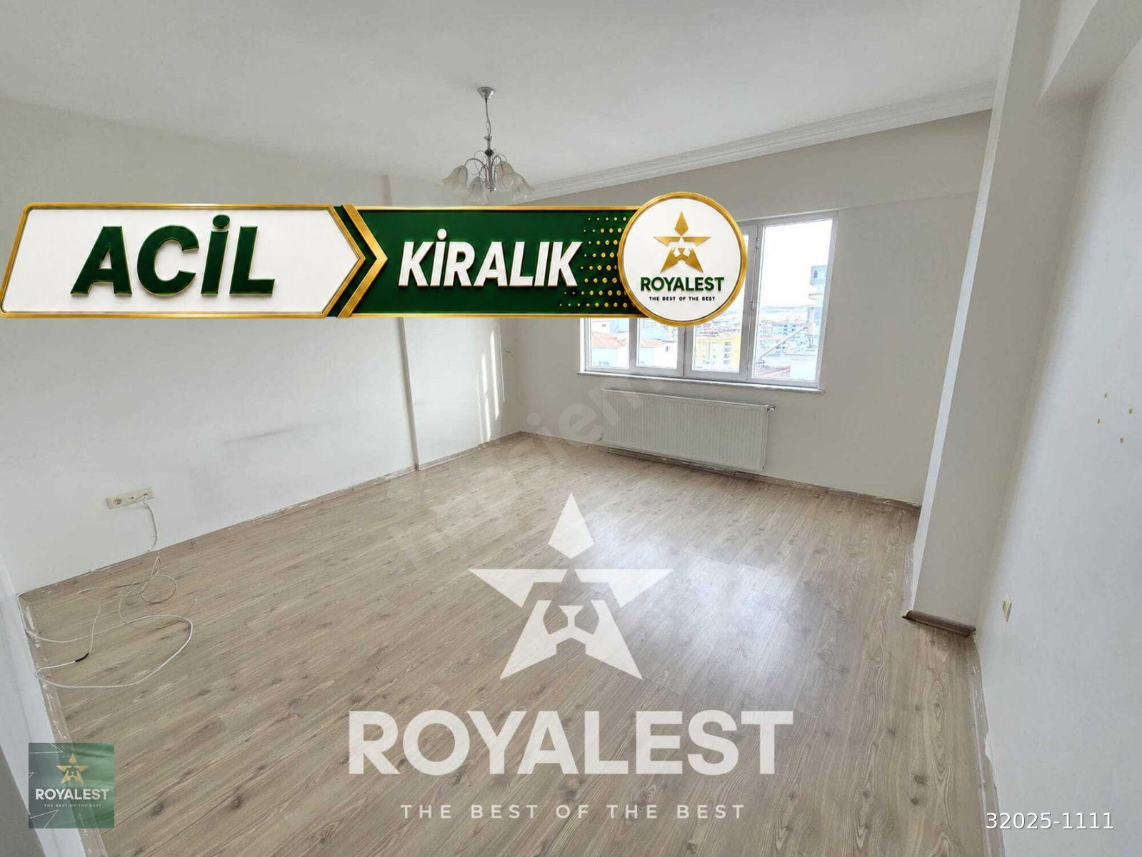 ROYALEST'TEN TRAMVAYA YANI SİTEİÇİ BAKIMLI VE GENİŞ 2+1 DAİRE