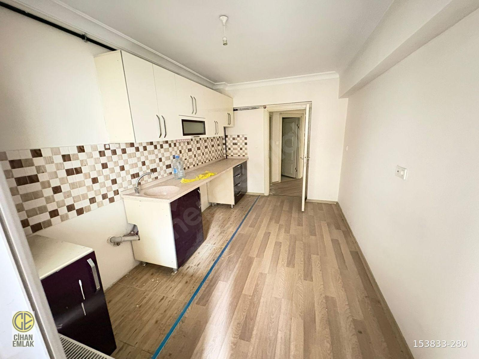 CİHAN EMLAKTAN MAMAK CADDEDE KİRALIK ASANSÖRLÜ 3+1 DAİRE