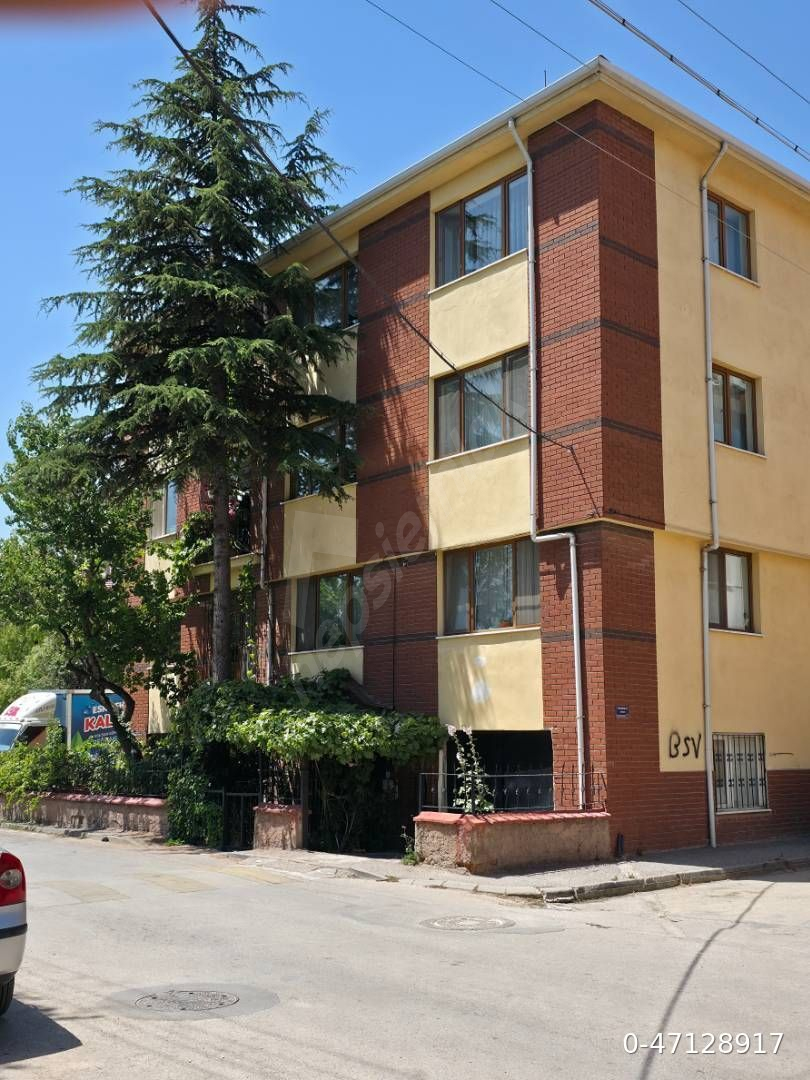 Gökmeydan da geniş kullanışlı 3+1 daire