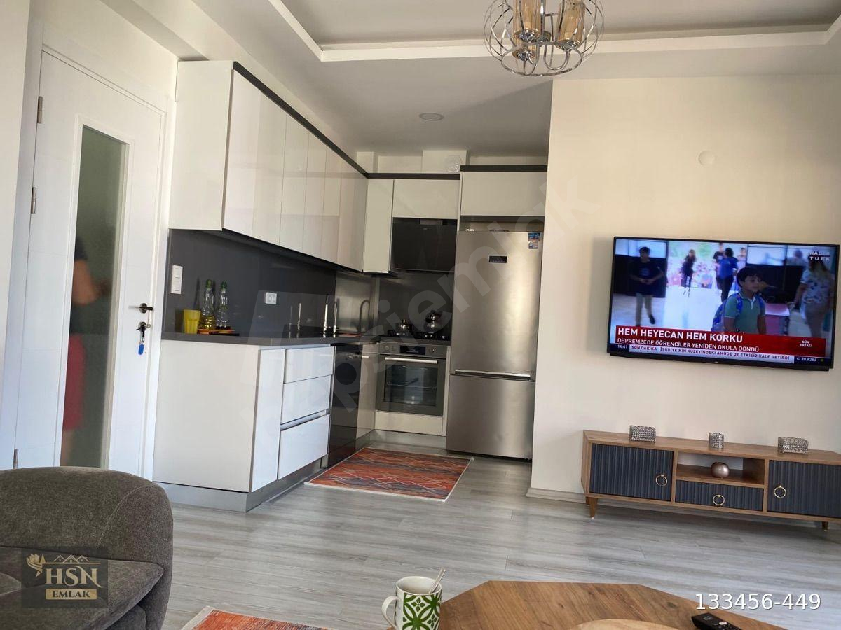 KUŞADASI GÜZELÇAMLI‘DA HOBI BAHÇELI DENIZ VE DOĞA MANZARALI SATILIK DUBLEKS DAIRE
