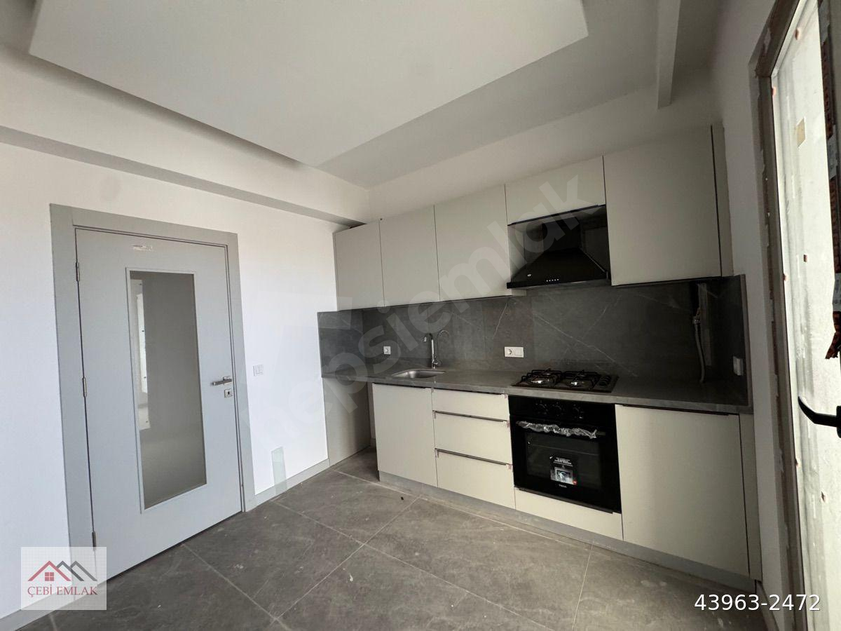 DENİZ VE ŞEHİR MANZARALI, SIFIR BİNADA ARAKAT LÜKS 2+1 SATILIK DAİRE!