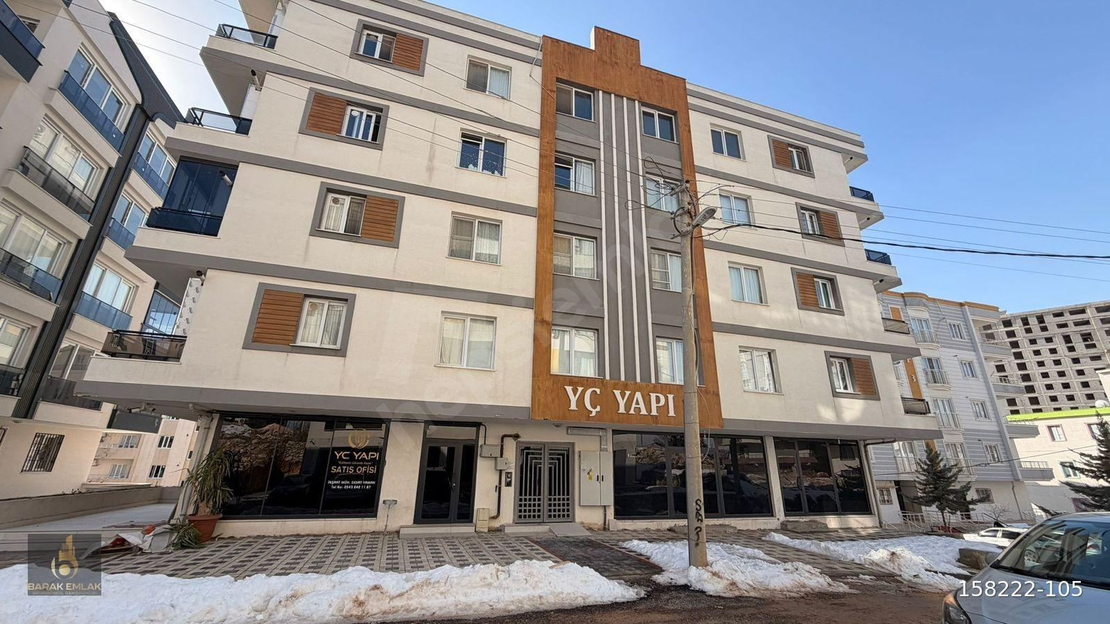 BARAK EMLAK'TAN MERKEZİ KONUMDA SATILIK LÜKS 2+1 DAİRE