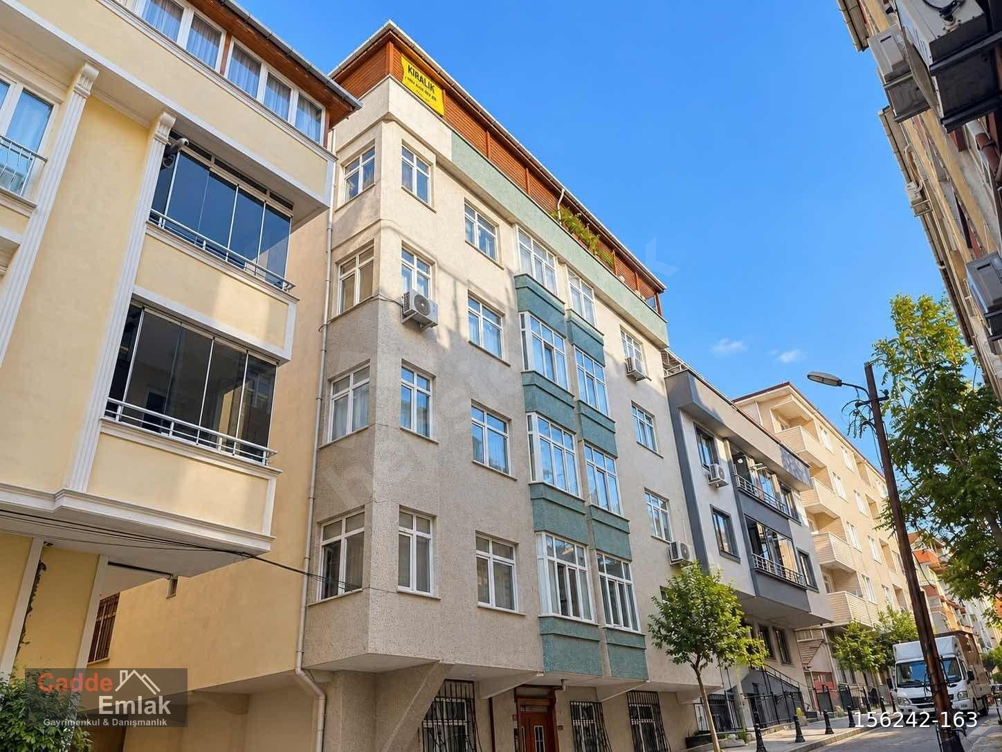 Cadde den Avcılar Cihangir de 2+2 Kiralık Daire 165 m2