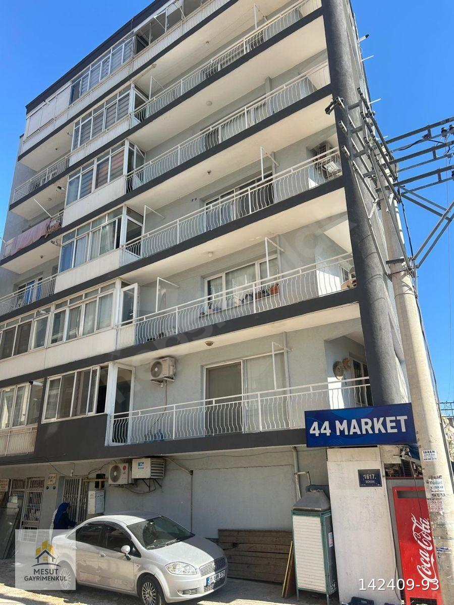 Bayraklı İzban Yanı Belediye Karşısı Satılık 2+1 Daire