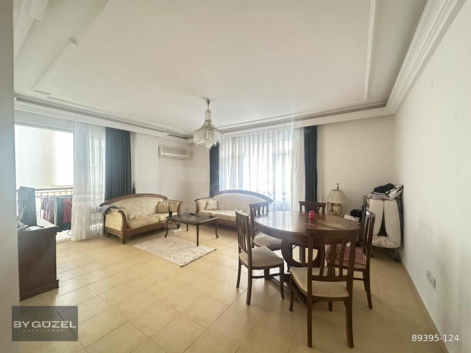 Tosmur'da denize sıfır 2 + 1 eşyalı ayrı mutfak daire