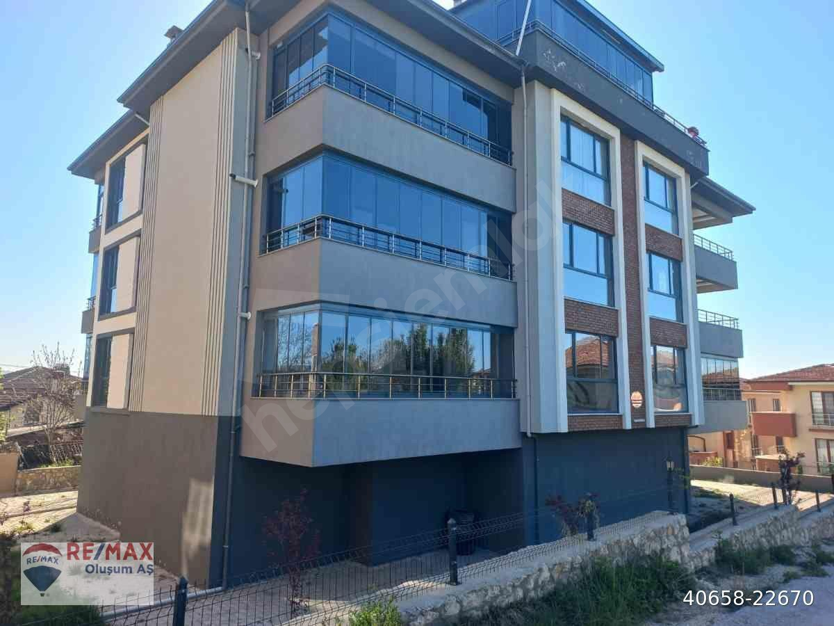 SAFRANBOLU,BAĞLARBAŞI MAH.4+2 (ACİL)SATILIK 260 M2 DUBLEX DAİRE