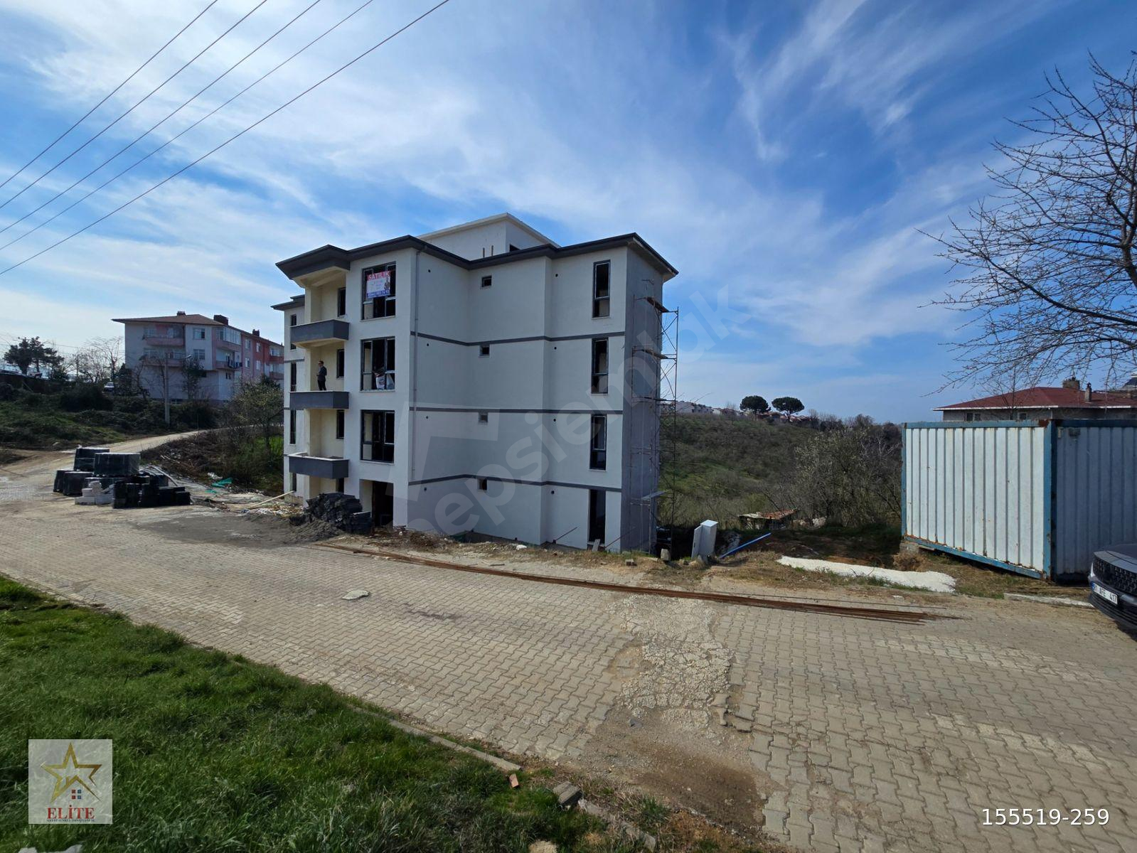 DÜZCE/AKÇAKOCA DA SATILIK DENİZ MANZARALI FIRSAT 1+1 DAİRELER