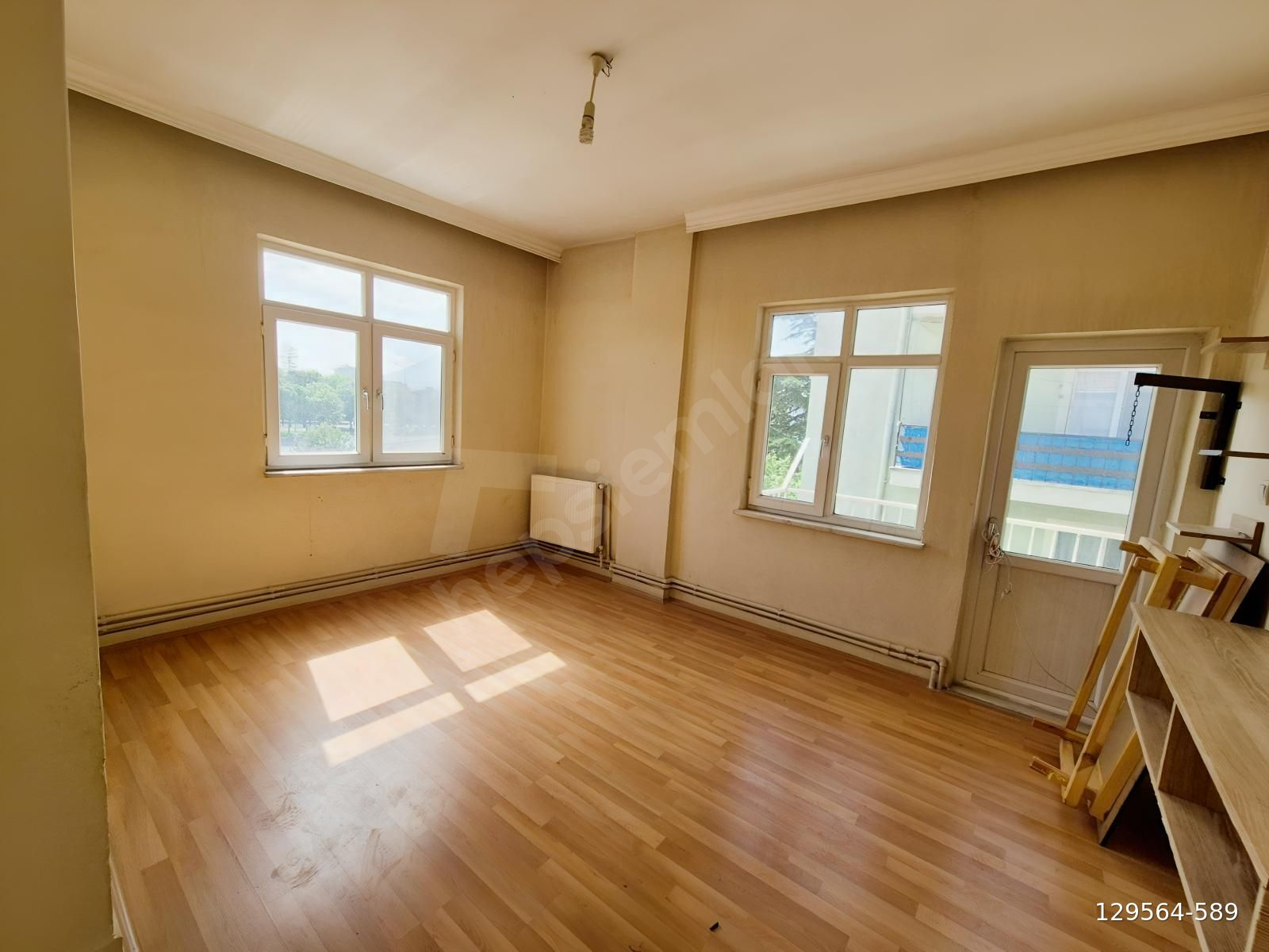 MİLLET BAHÇESİ YAKINI KOMBİLİ 2.KAT DAİRE