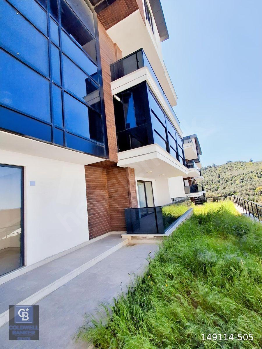MUDANYA DENİZ MANZARALI HAVUZLU 3+1 SATILIK DAİRE
