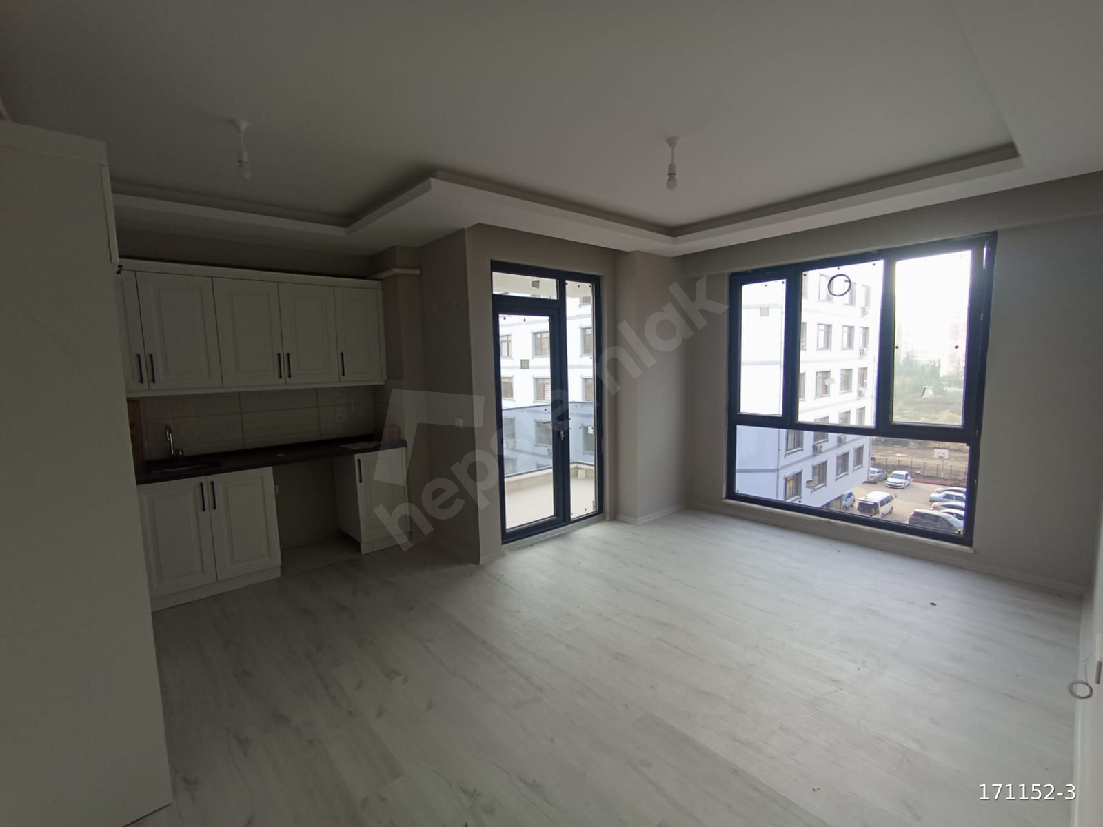 Atik'ten Cumhuriyet'te 2+1 Kiralık Sıfır Daire