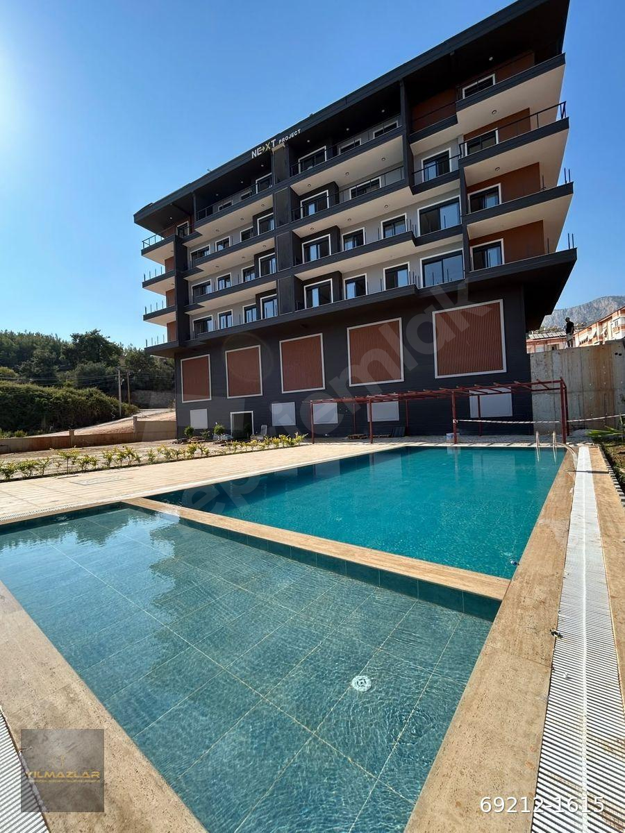 ÇIPLAKLI 3+1 AMERİKAN MUTFAK SIFIR GENİŞ DAİRE