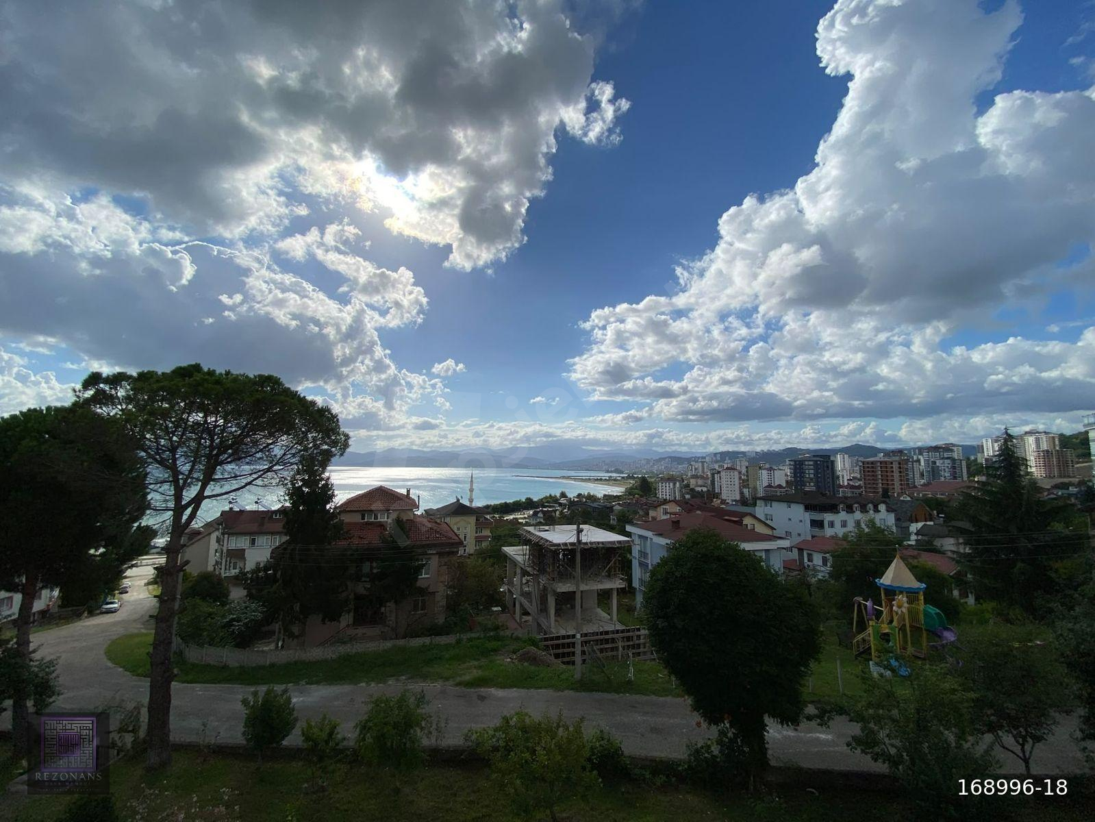 DOLUNAYIN EN GÜZEL MANZARASINA SAHİP NEZİH SİTE İÇERİSİNDE 3+1 DAİRE