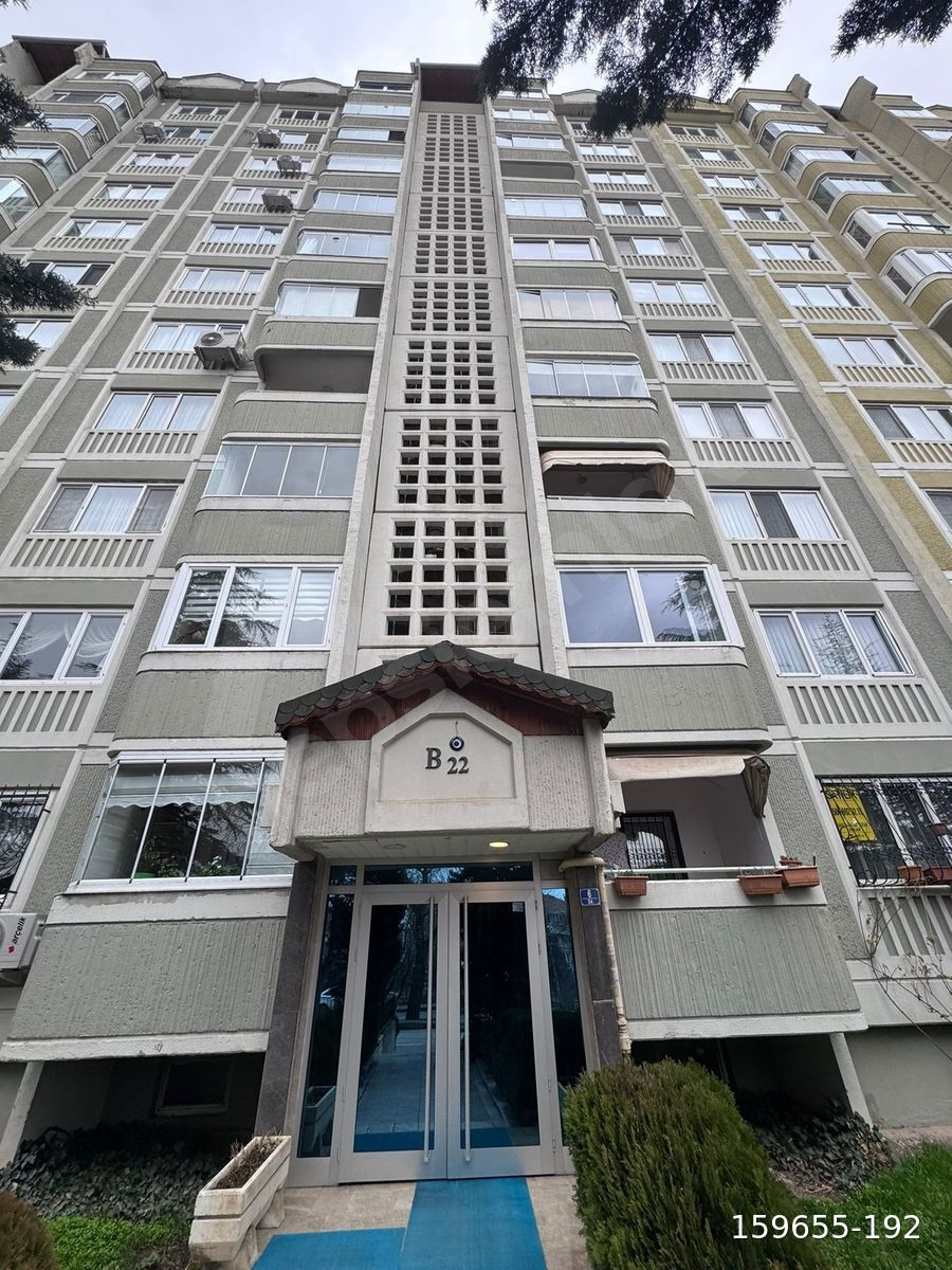 ELVANKENT BANKA BLOKLARINDA GENİŞ TİP SATILIK 2+1 DAİRE