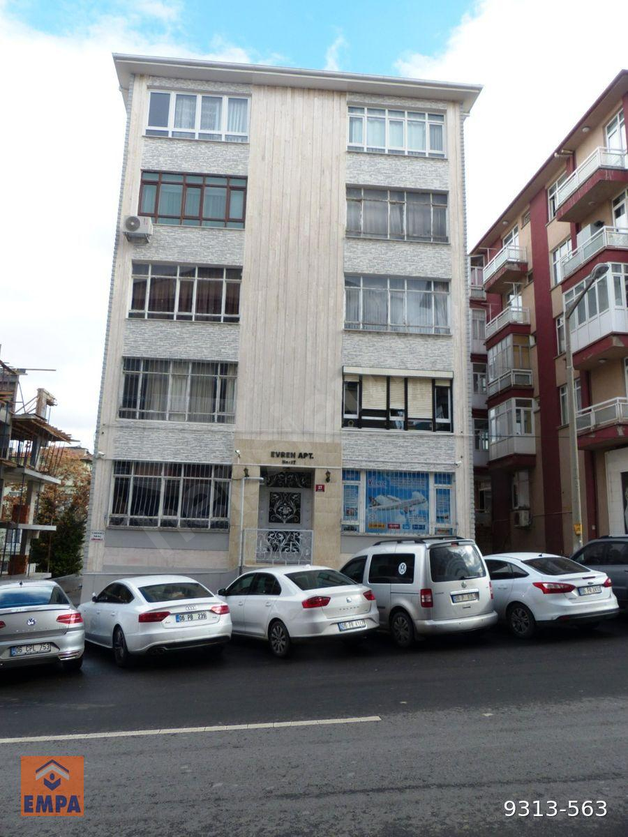 ESAT BANKACI SOKAK SATILIK 2+1 KOMBİLİ VE MOBİLYALI YENİLENMİŞ DAİRE