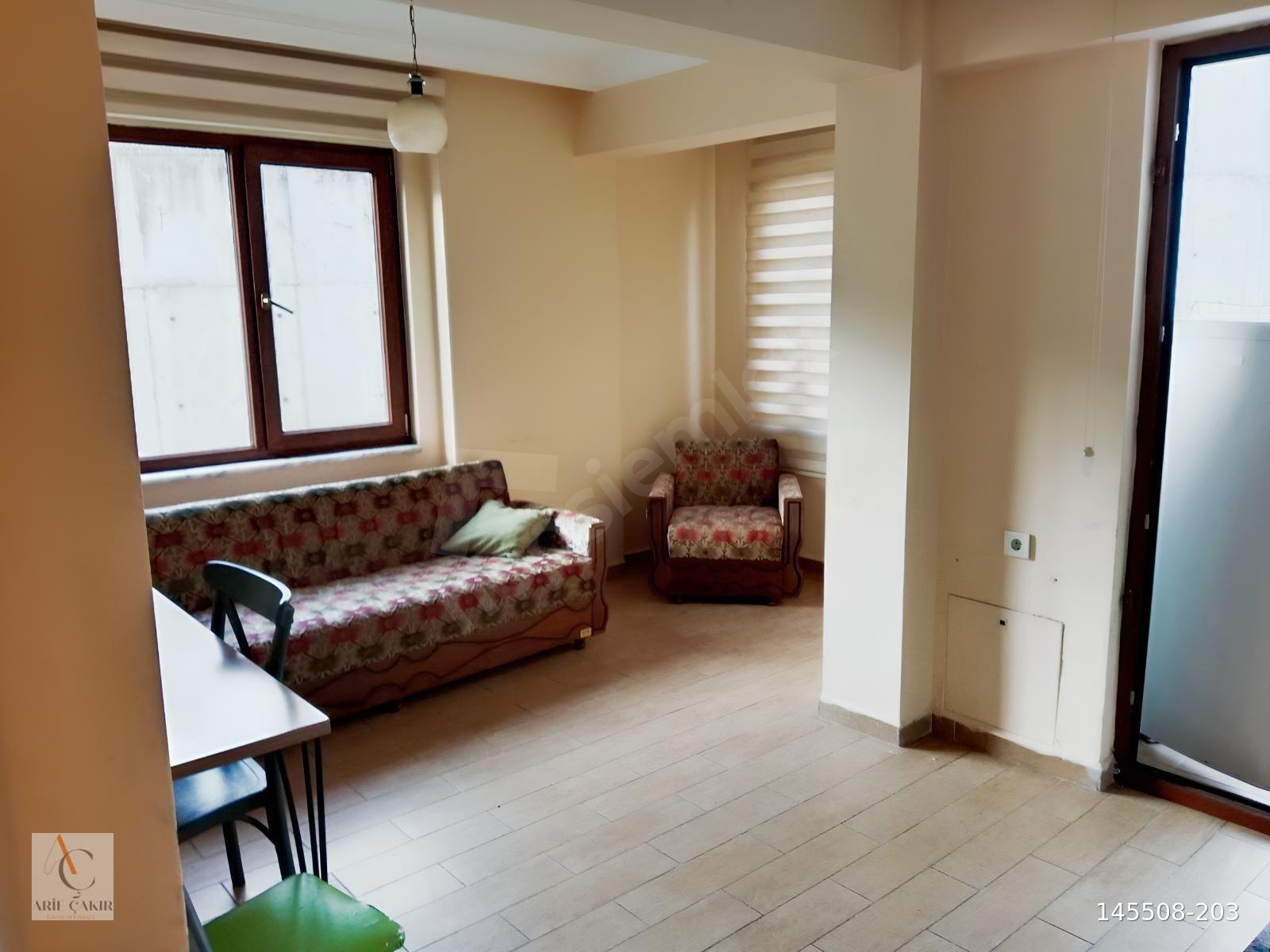 MÜKEMMEL BİR KONUMDA SİTE İÇİ DAİRE