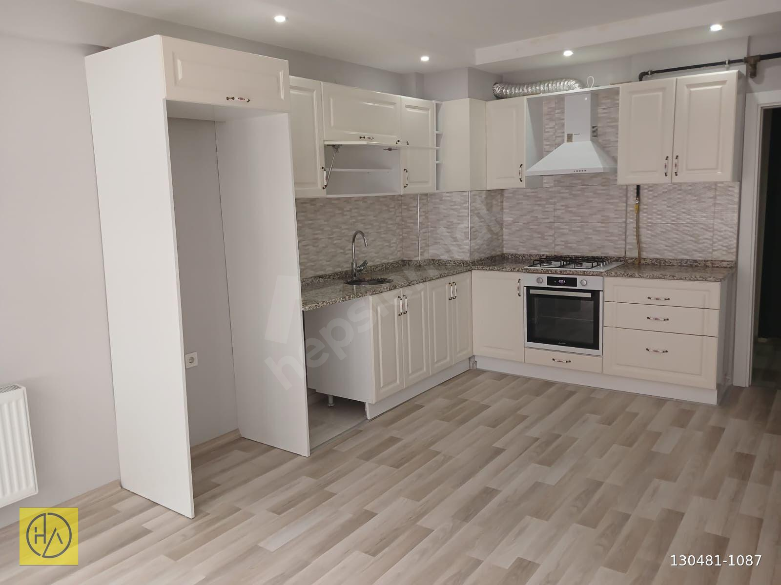 ARİFİYE MAH. HAMAMYOLUNA YAKIN YENİ BİNADA KİRALIK 2+1 DAİRE