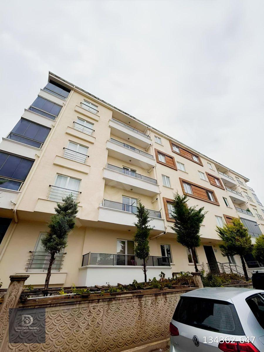 FIRSAT DAİRE BAKIMLI MASRAFSIZ TEMİZ DAİRE 3+1 ARAKAT