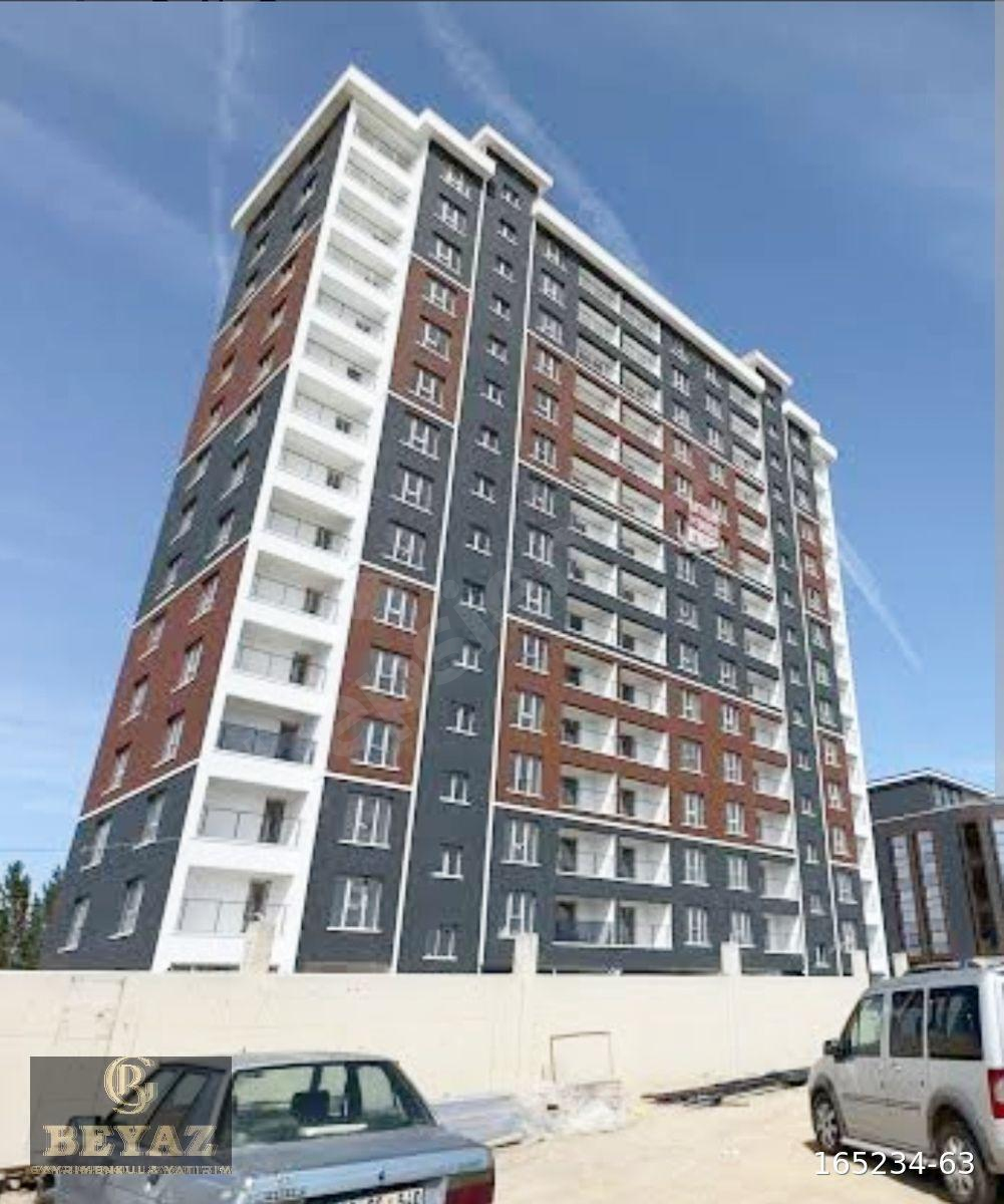 HAVALİMANI YANI DOKTOR ALP SİTESİNDE 1+1