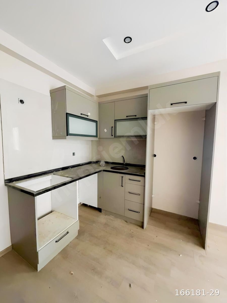 ÇETİNER GAYRİMENKULDEN GÜLTEPEDE YENİ BİNADA SATILIK 1+1 DAİRE