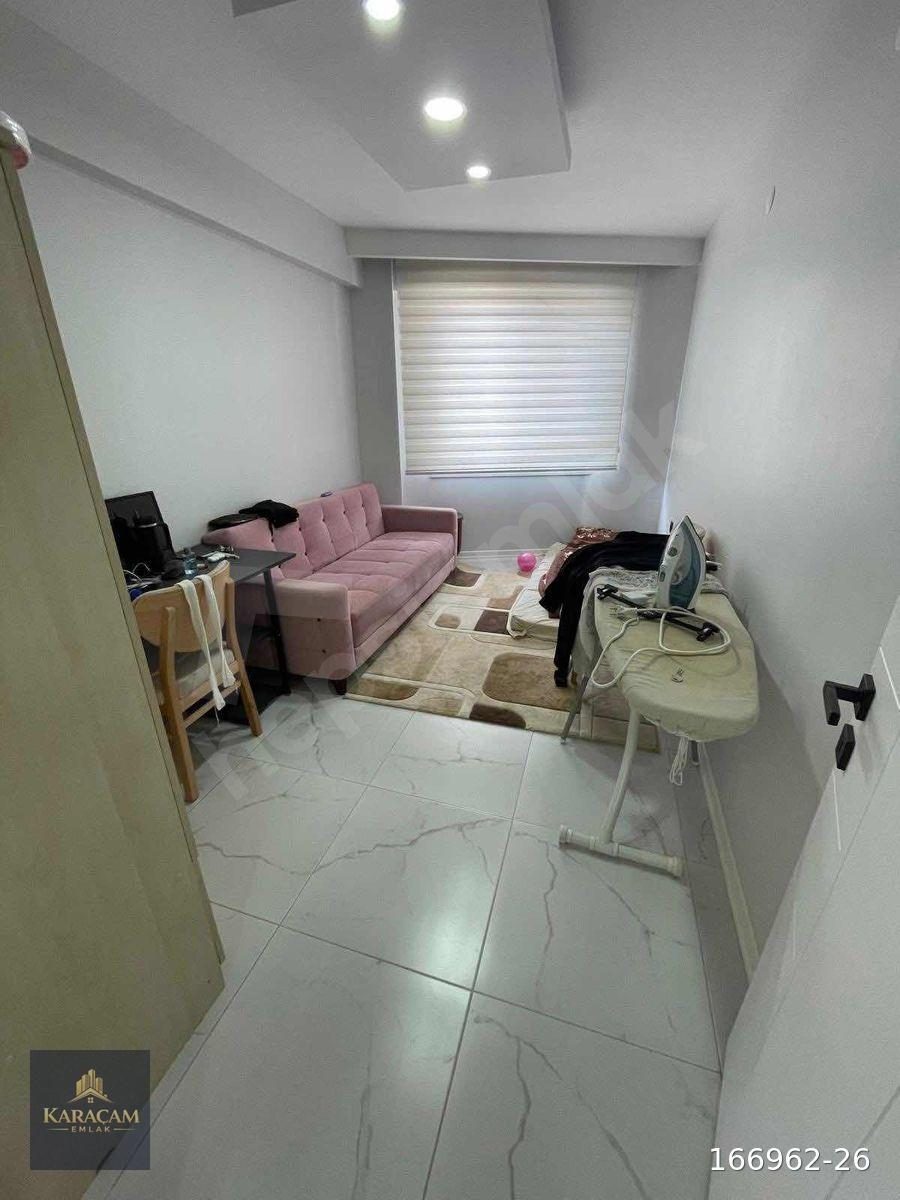 Emek mah Albayrak bul yakını 3 balkonlu ferah 2+1 satılık daire