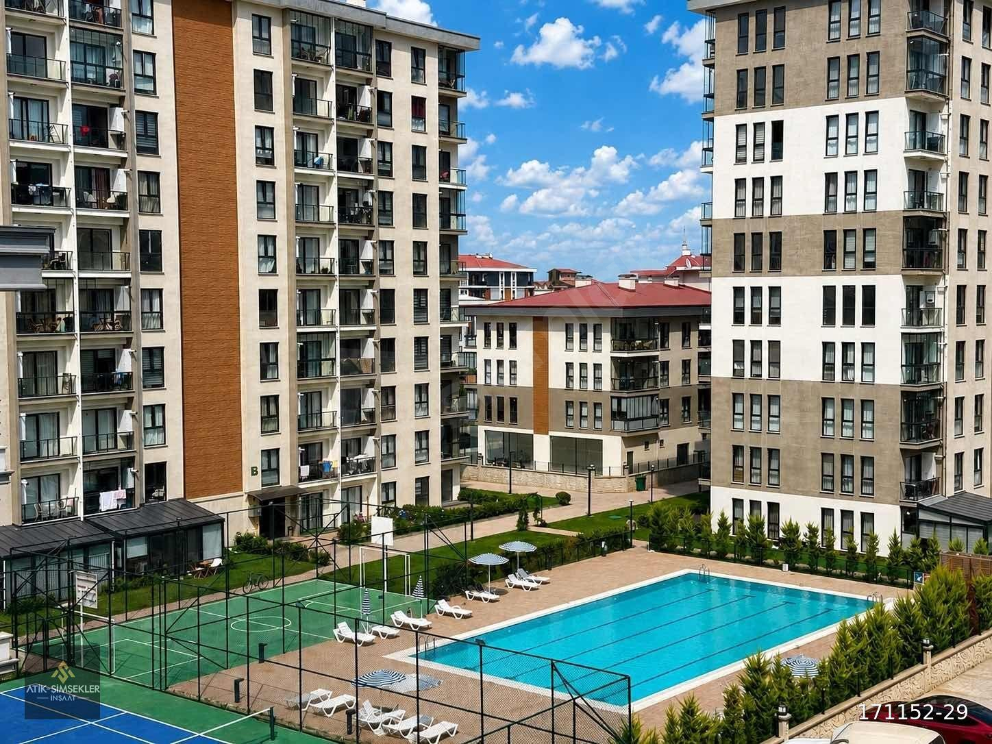 ATİK'TEN HAVUZ & TENİS KORTLU PRESTİJLİ SİTEDE KİRALIK 1+1 DAİRE