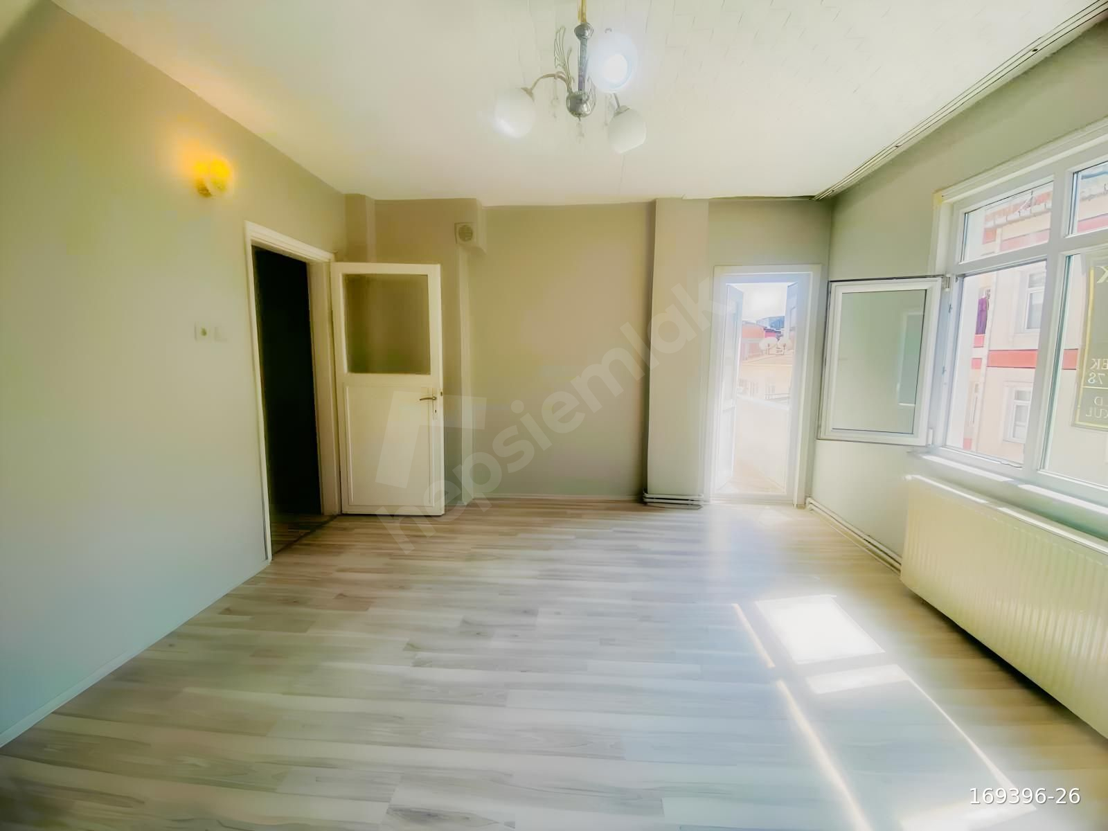 Bağcılar Göztepe 3+1 100 m² Geniş Kiralık Daire