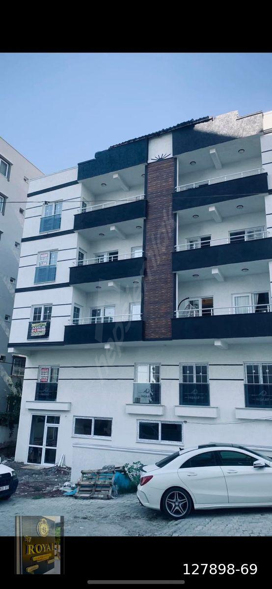 By ROYAL EMLAK VE GAYRİMENKULDEN SATILIK DAİRE