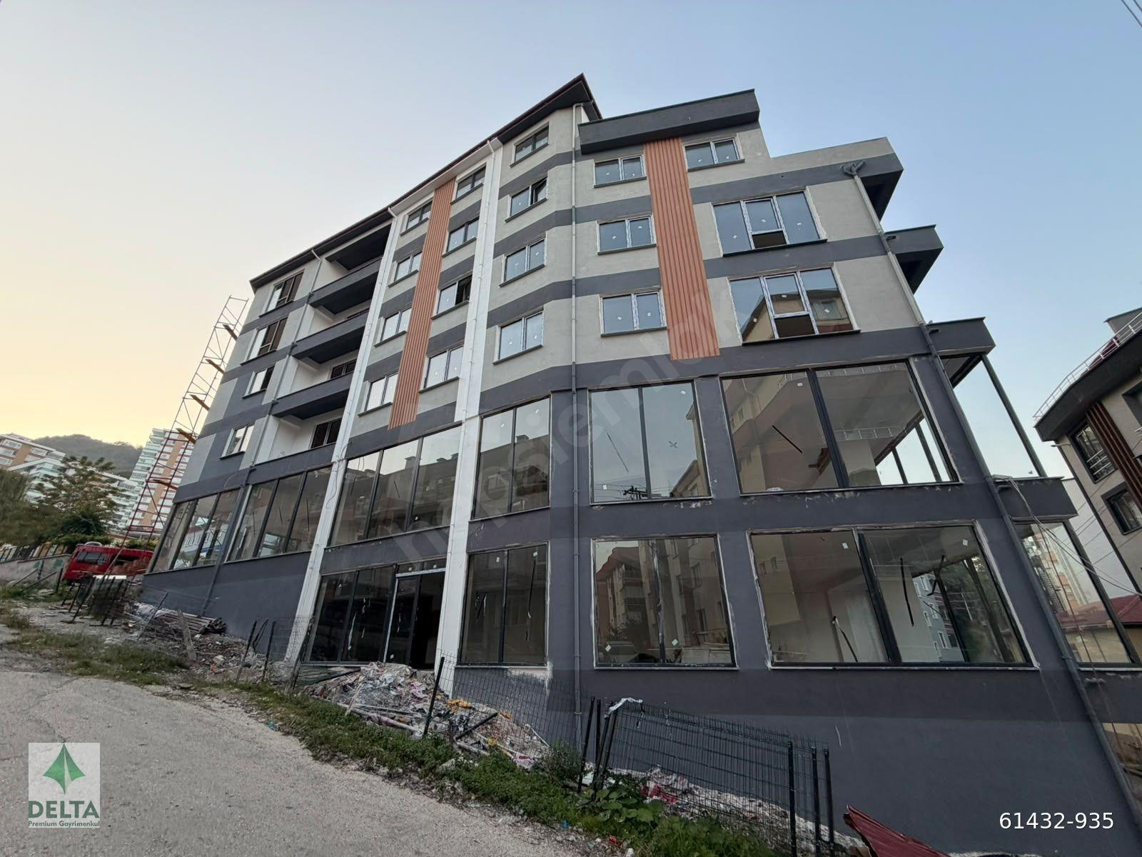 DELTA GAYRİMENKUL'DEN GEDİKKAYADA SATILIK FIRSAT 2+1 DAİRE!