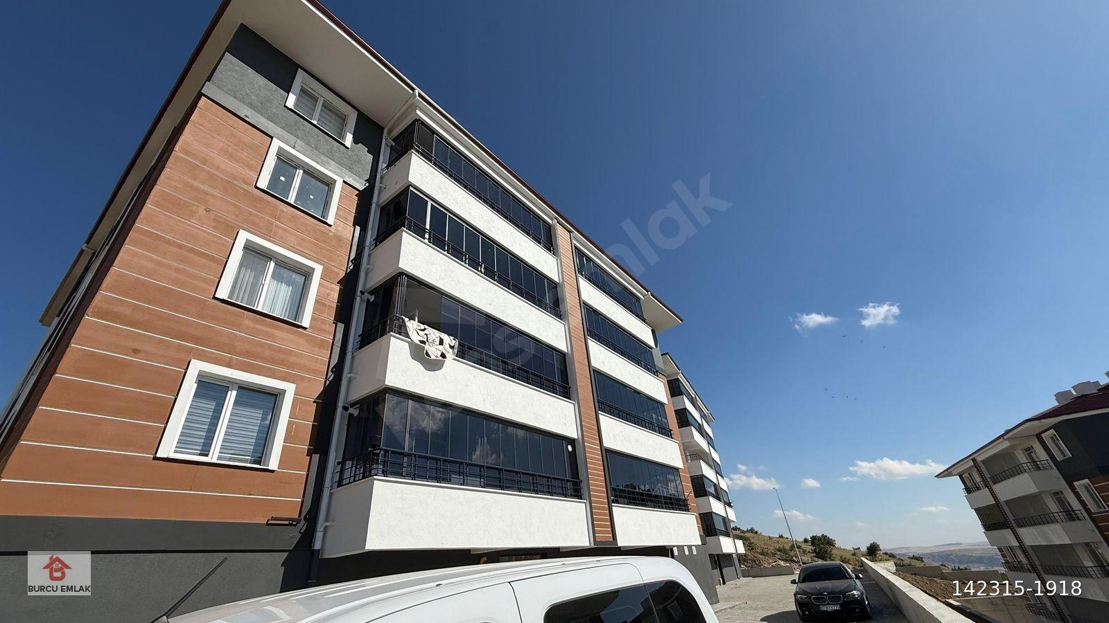 3+1 ARA KATTA İÇİ YAPILI SATILIK SIFIR DAİRE -- BURCU EMLAKTAN--
