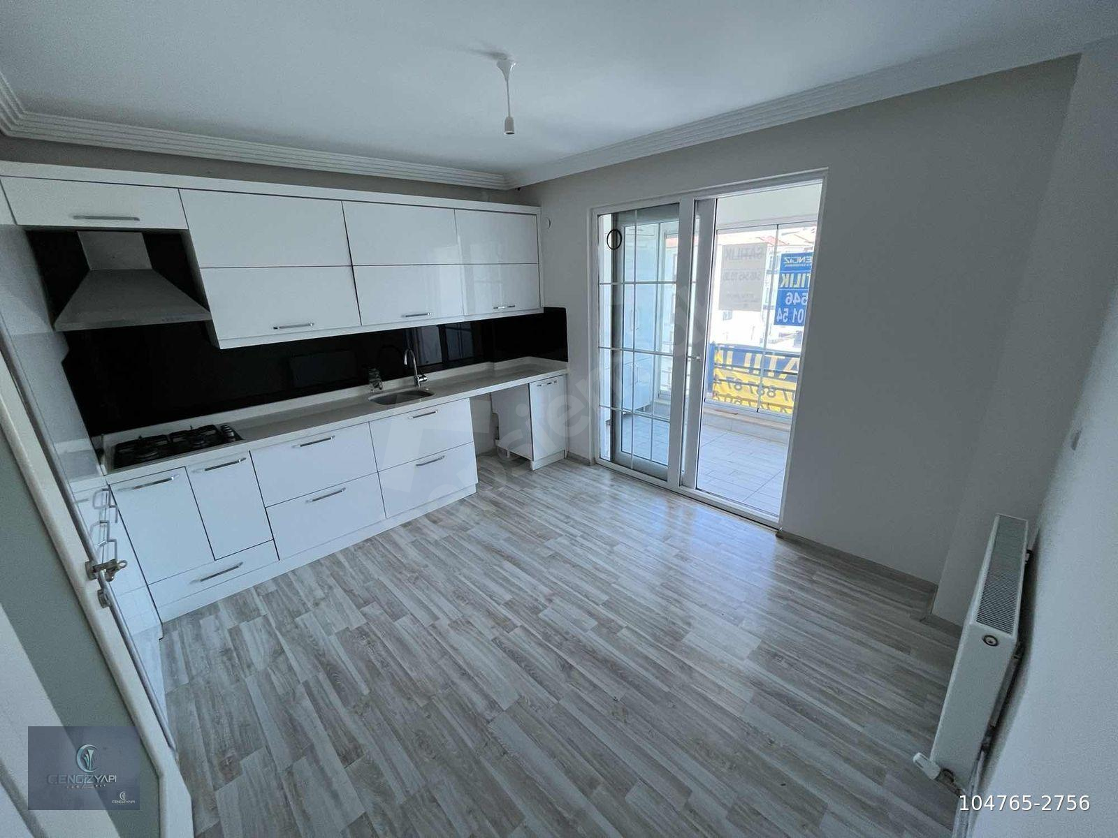 ULAŞ MARKET YANINDA ATA CADDESİ ÜSTÜNDE LÜKS 3+1 Manzaralı Daire
