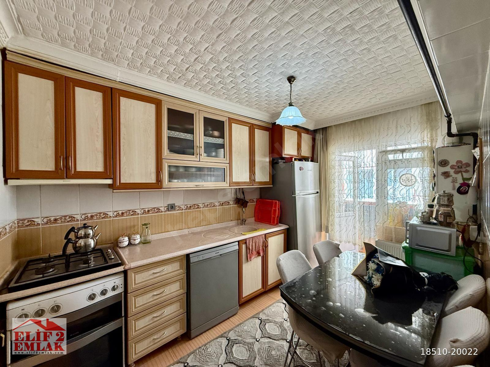 Elif 2 Emlak'tan Saray Merkezde 3+1 Kilerli Yapılı Daire