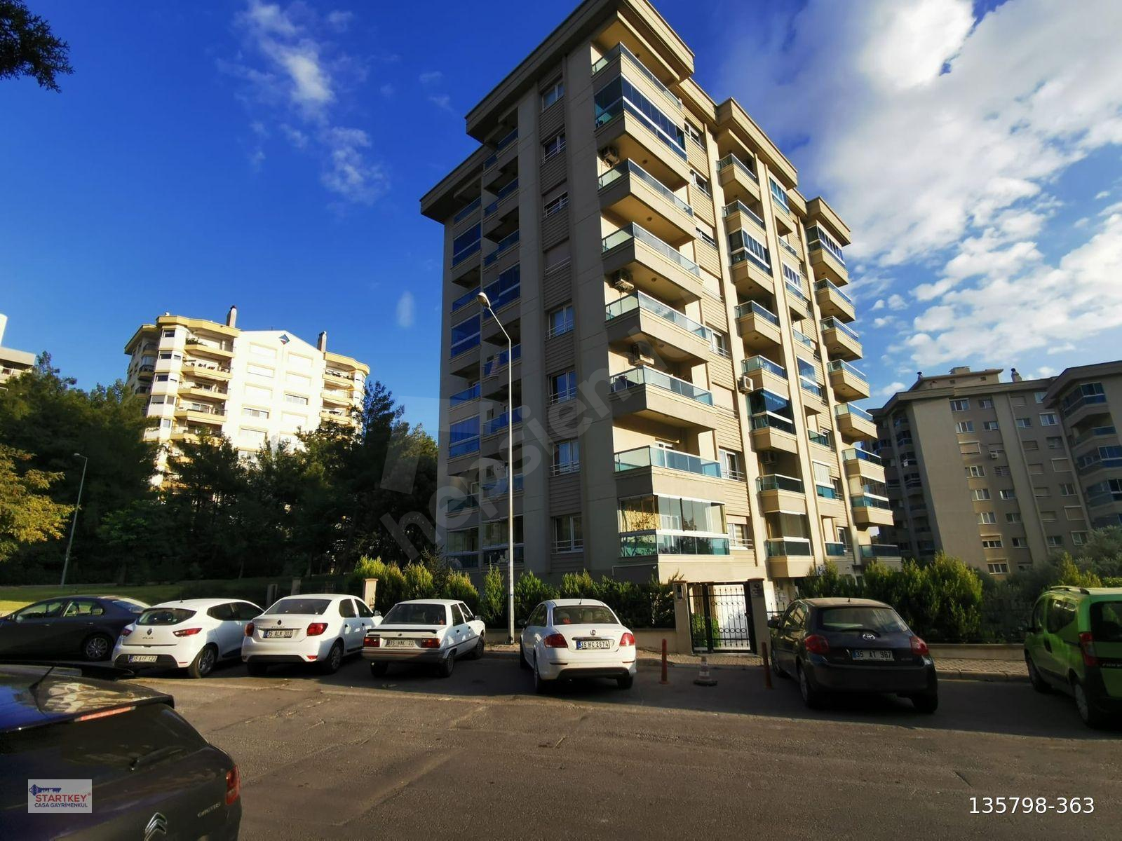 Bornova Evka 3'te Satılık Lüks ve Geniş 4+1 Daire