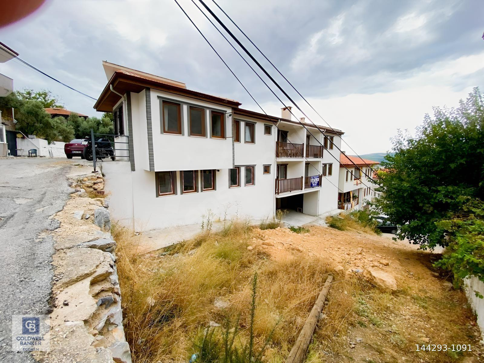 Menteşe Karşıyaka Yerden Isıtmalı Kapalı Otoparklı Satılık 2+1