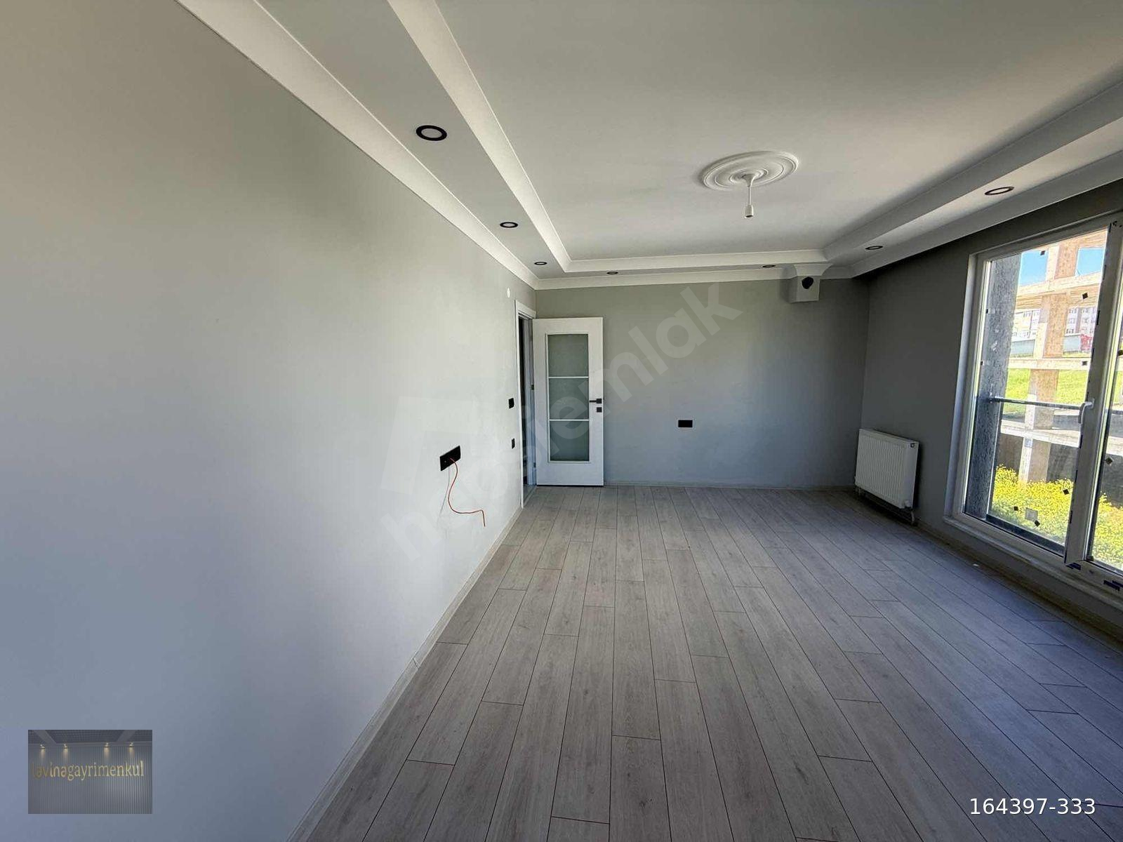 PİRİREİS MAHALLESİ TUZLA CADDESİ ÜZERİNDE LÜKS 3+1 SATILIK DAİRE
