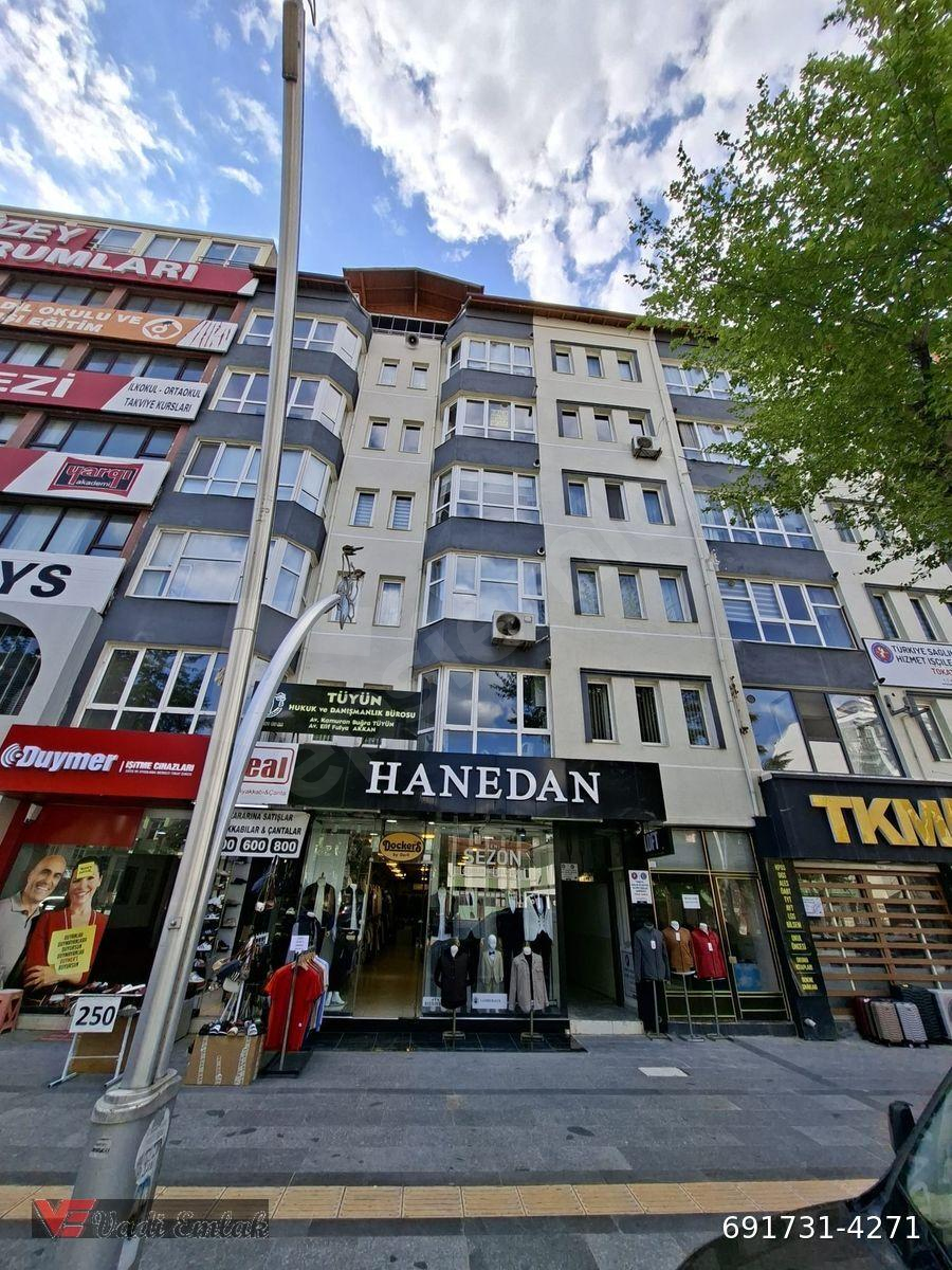 GOP BULVARINDA 2+1 EŞYALI KİRALIK DAİRE/VADİ EMLAK