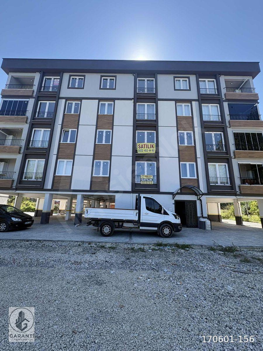 Kumbaşı Mahallesi'nde, site içerisinde satılık sıfır 2+1 daire.