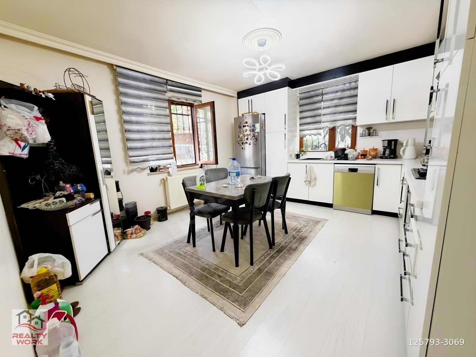 R.WORKTEN KAÇMAZ FIRSAT MERKEZİ KONUMDA 5+1 FERAH 220 M2 DUBLEKS